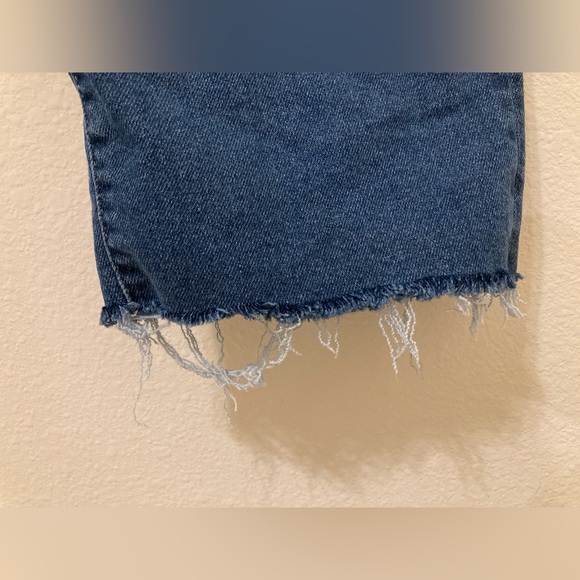 LuLaRoe 90s Relaxed Denim in the Baltic Wash - Picture 7 of 11